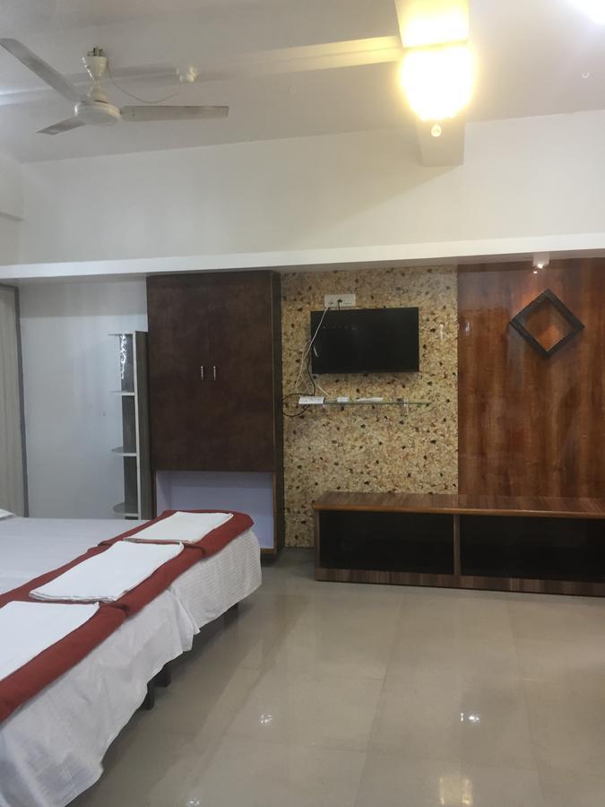 Joshi Yatri Niwas Hotell Kolhapur Eksteriør bilde