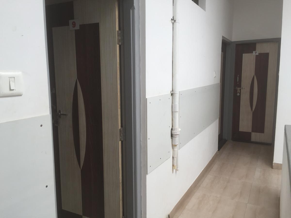 Joshi Yatri Niwas Hotell Kolhapur Eksteriør bilde