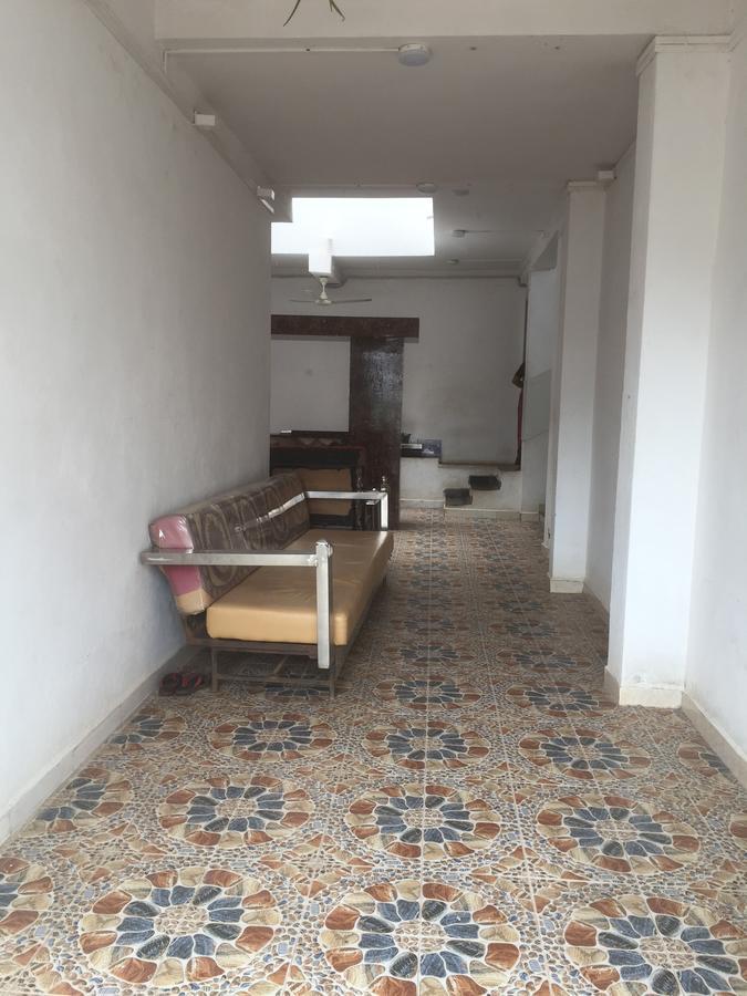 Joshi Yatri Niwas Hotell Kolhapur Eksteriør bilde
